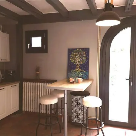 Holiday home Maison Pleine De Charme Carcassonne